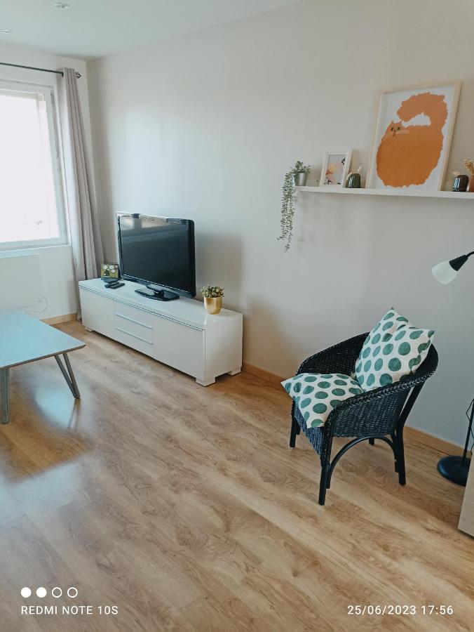 Spacieux Appartement En Duplex 梅利蒙 外观 照片